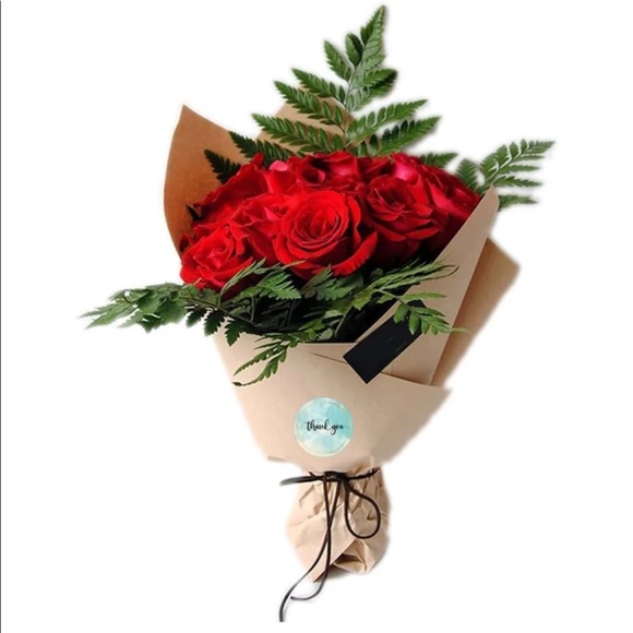 Variety Roll of 500 Thank You Stickers - Picture 4 of 4